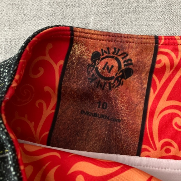 INKnBURN INB Classic denim design Running Skirt Skort w/shorts sz 10 - Picture 8 of 9